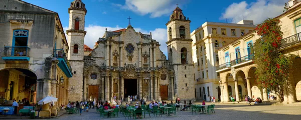 Old Havana (7 km), 5 min in car